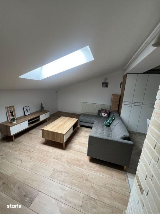 Apartament 2 camere, 70 mp, zona Siloz