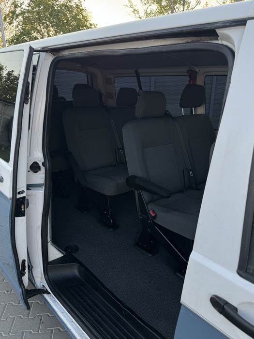 Vand VW T5 8+1 locuri 2.0 diesel