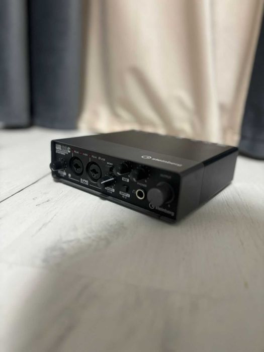 Продам аудиоинтерфейс steinberg urr22c