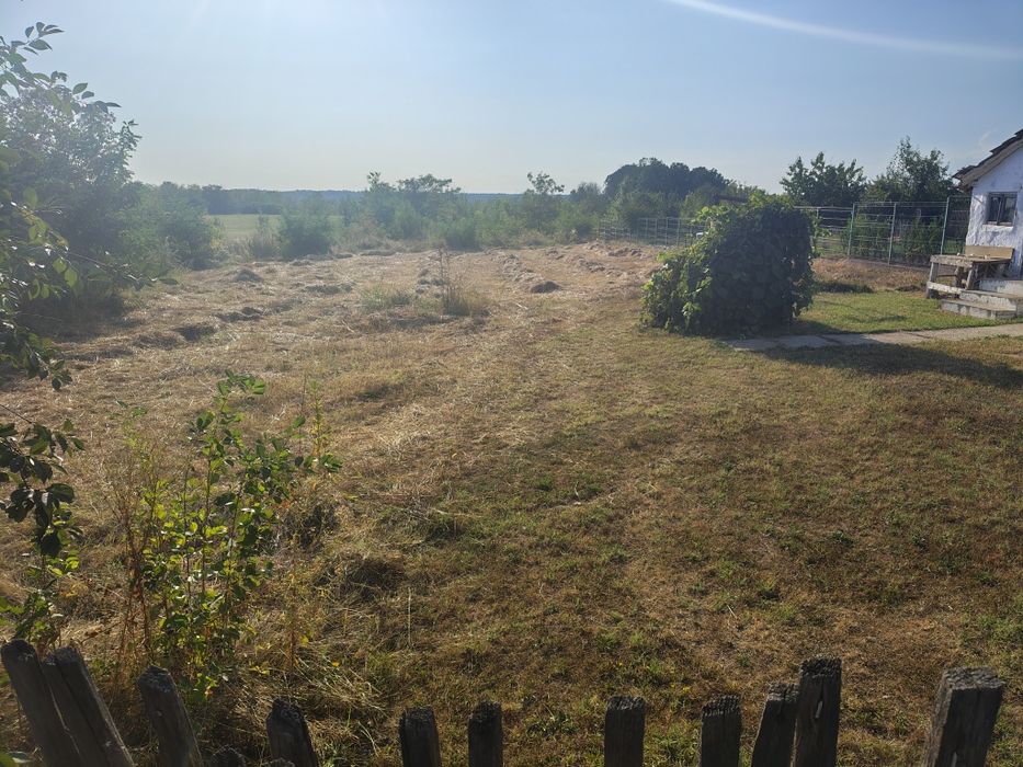 Teren intravilan lunca corbului sat Silișteni - Vedere 3
