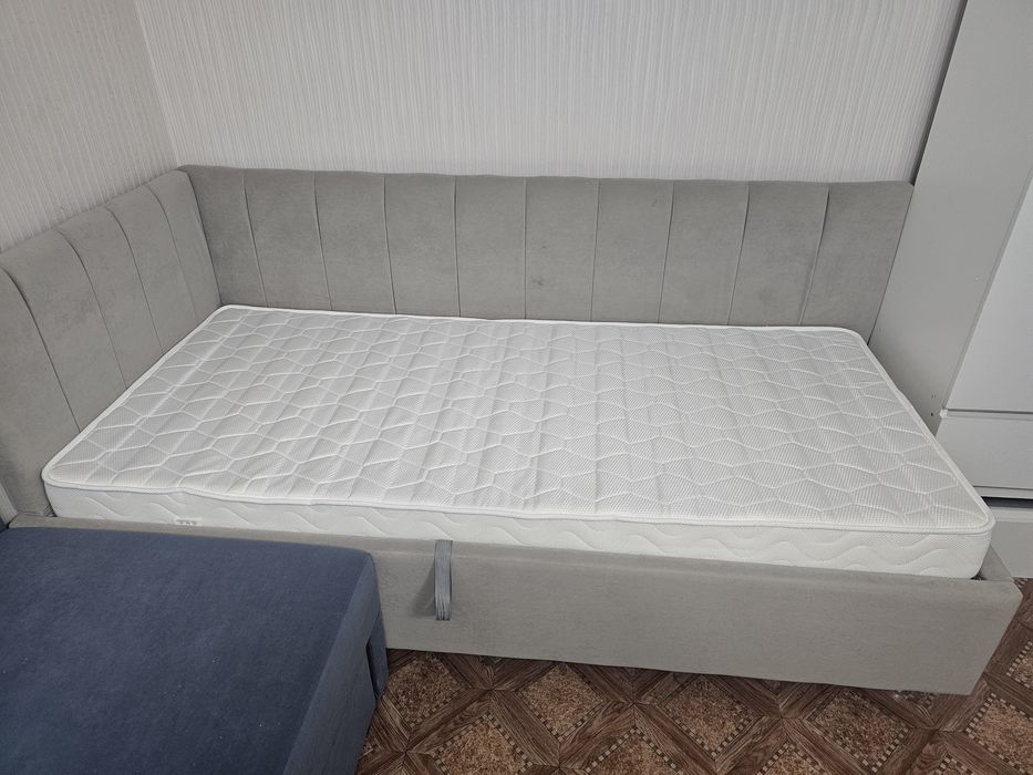Продам кровать 1,5 ку
