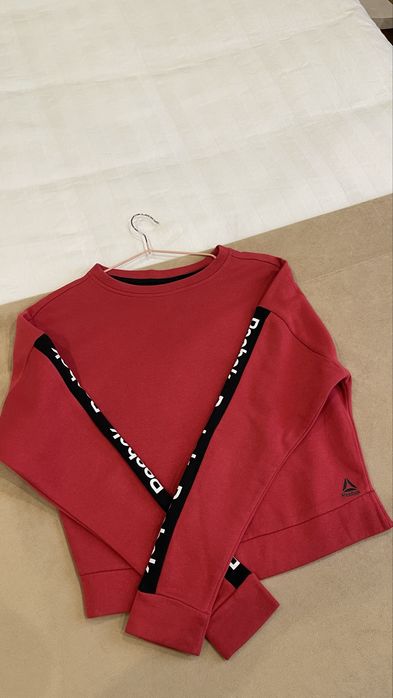 Кофта reebok красная