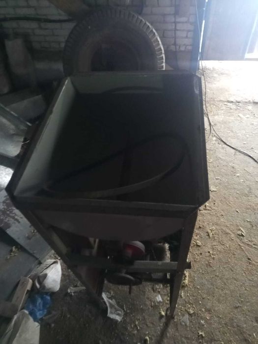 Продам зернодробилку