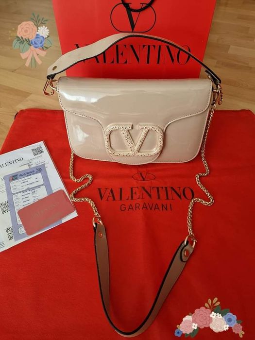 Geanta nude Vltn, Italia  logo metalic auriu, saculet inclus