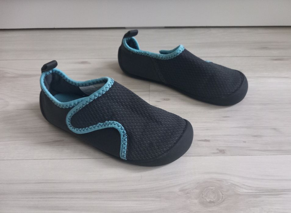 Вътрешни обувки DOMYOS на Декатлон, 2 бр за Момиче и Момче, номер 28