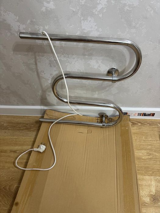 Продам.Батарею Полотенце сушитель