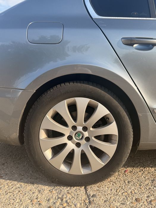 Jante Skoda Superb || OEM r17