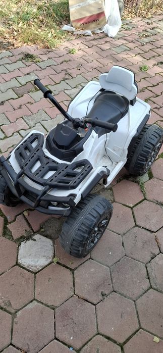 Продам квадроцикл б/у