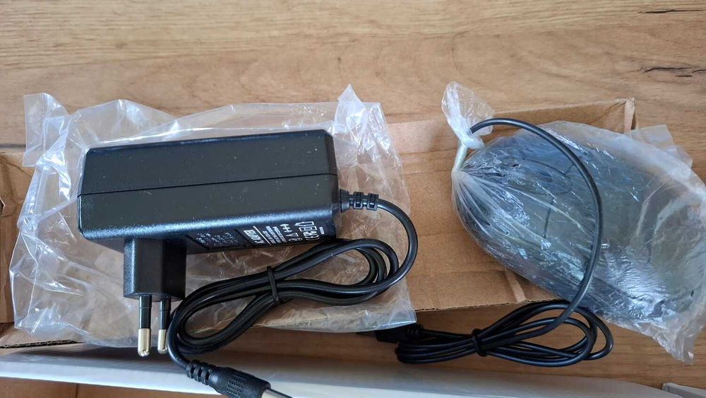 DVR за видеонаблюдение + 4 камери