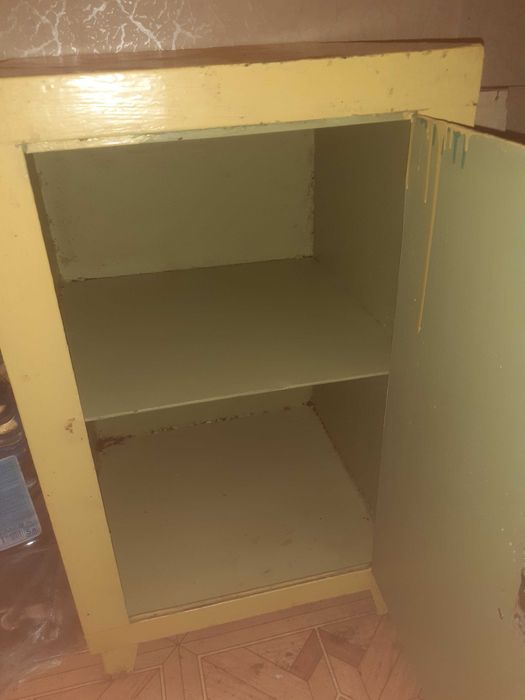 Продам  сейф  советский