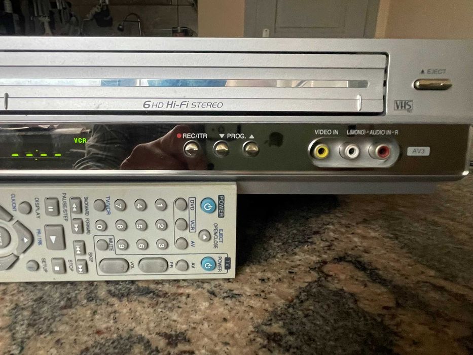Combo DVD - Videorecorder tip LG VC8804  6 capete perfect functionabil