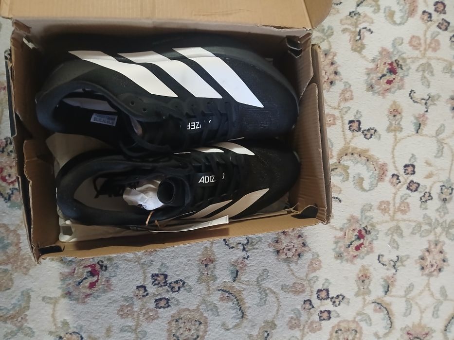 Продам кроссовки мужские