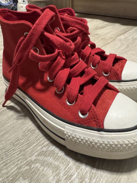 Converse piele rosii