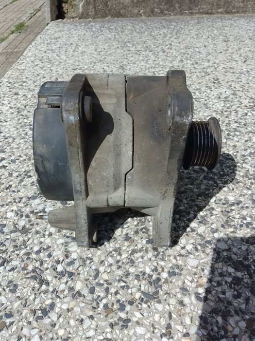 Генератор за Голф3