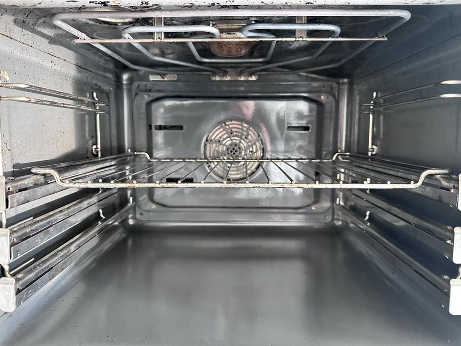 Печка +гаранция.  NEFF. Kонвекция. Керамичен плот.Доставка   за София