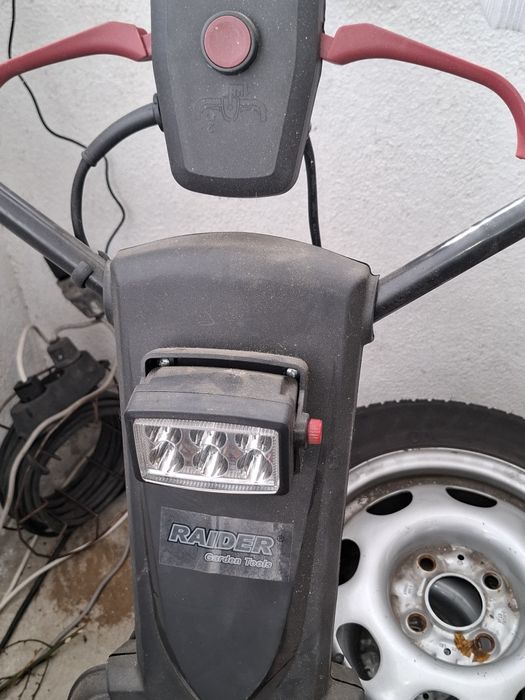 Електрчески снегорин