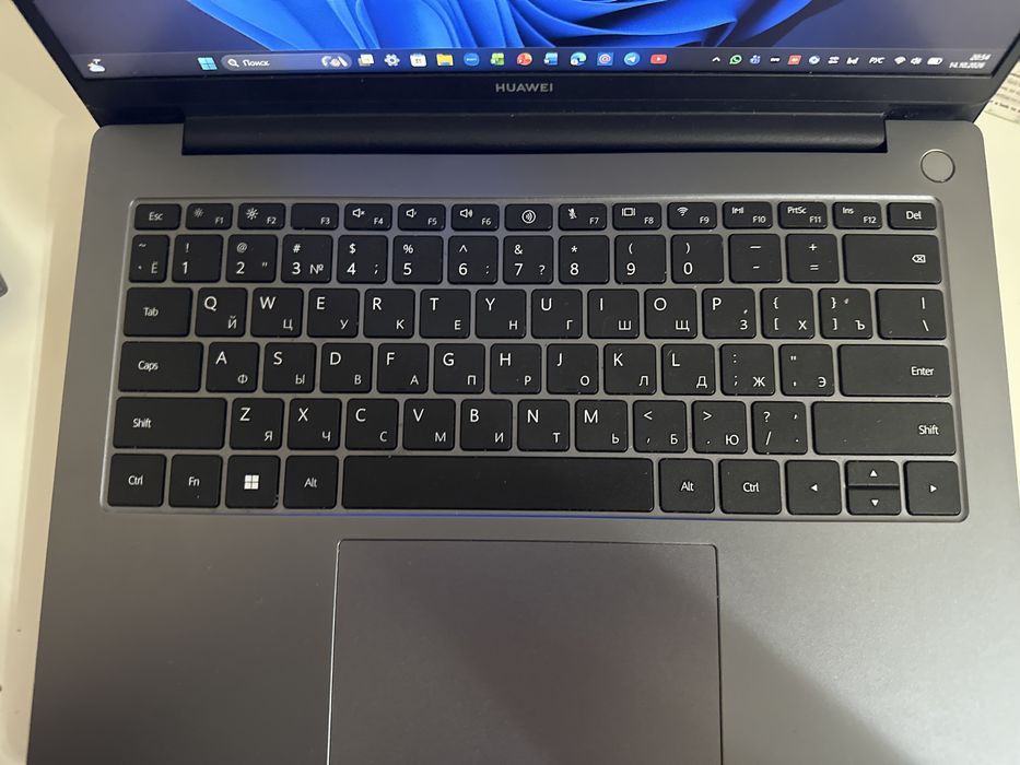 Ноутбук Б/У HUAWEI MateBook D14, модель MDF-X
