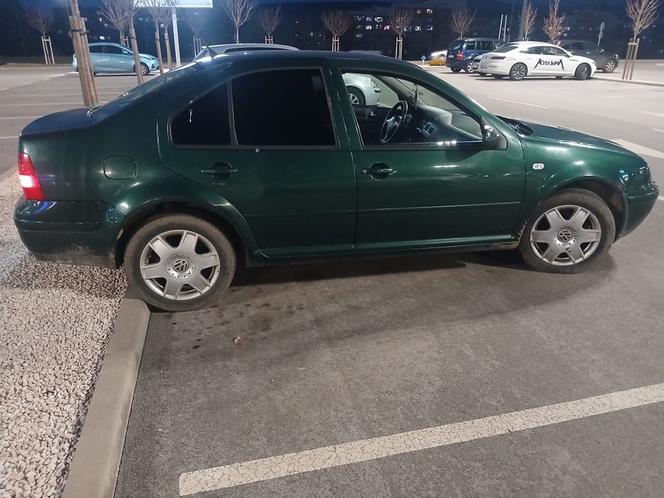 ПРОДАВА СЕ дизел 1и9