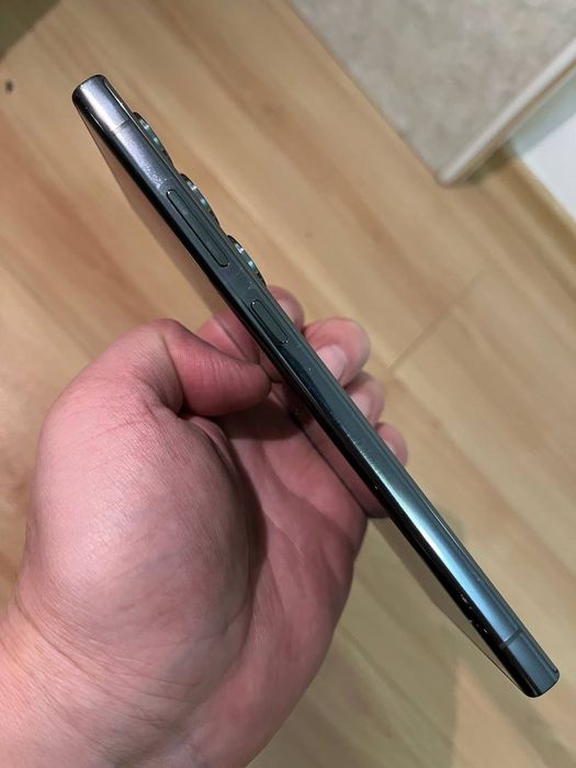 Продаю Samsung Galaxy S23 Ultra