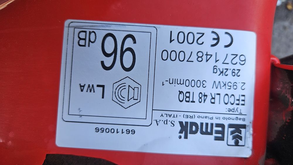 Самоходна косачка EMAK двигател BRIGGS&STRATTON