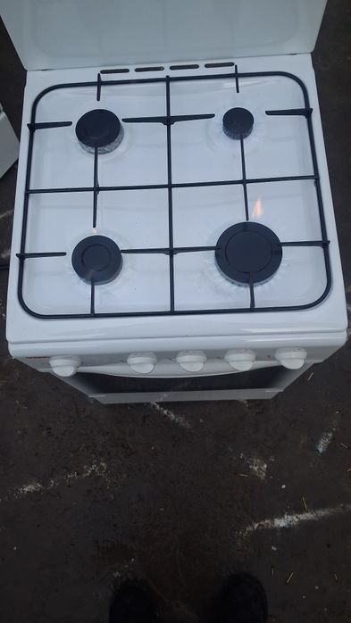 Срочно продаётся газ плита ,