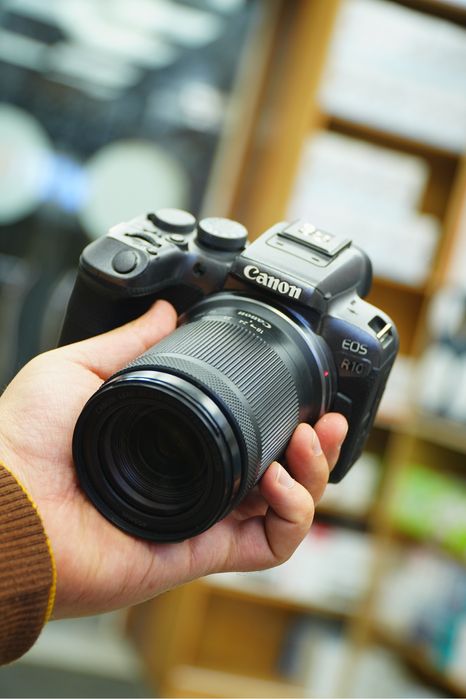 Canon EOS R10 RF 18-150mm IS 4K 60fps full komplekt foto aparat