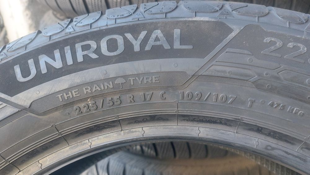 Нови гуми 225/55/17 C Uniroyal Rain Max 4 броя