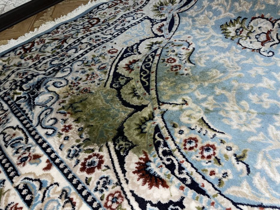 Диван және жұмсақ мебель химчисткасы