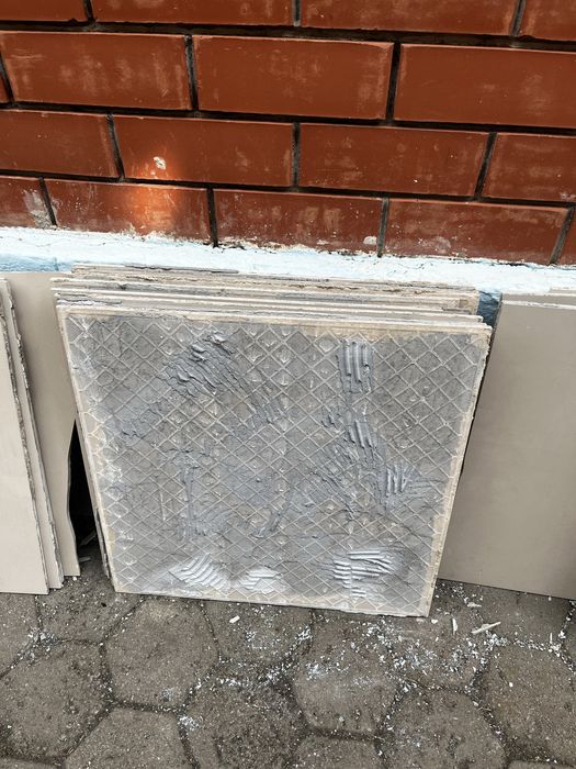 кафель 60*60 бежевого цвета