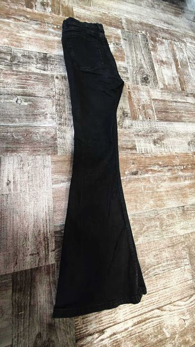 Черно дънки Bershka, размер 36