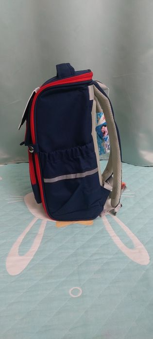 Продам школьный рюкзак
