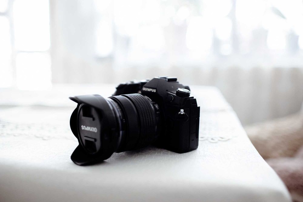 Olympus em-1 mk2 + 12-40 F2.8 PRO 2 + 2 Baterii, cutii originale etc