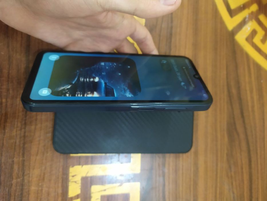 Samsung a15 256 taligi