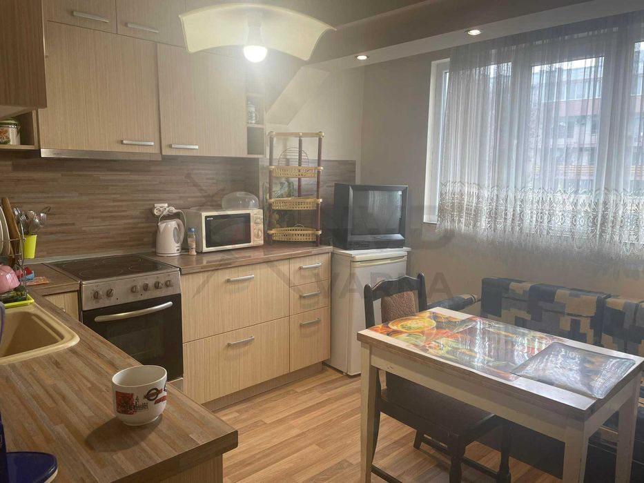 Дава се под наем тристаен апартамент в Левски! 217722632