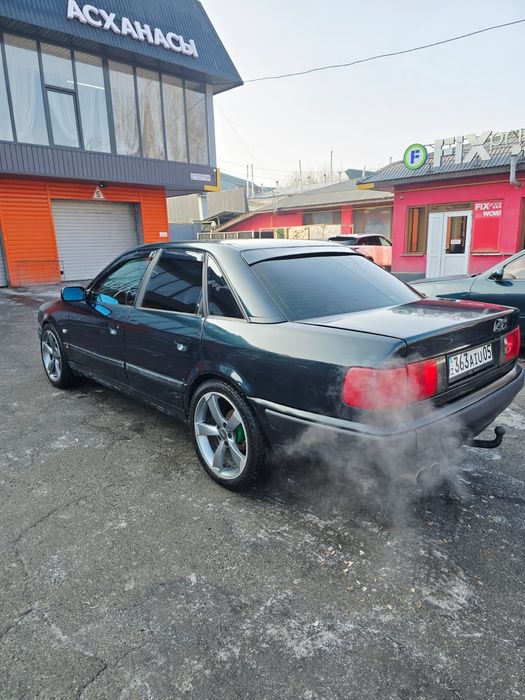 Продам Ауди 100 С4