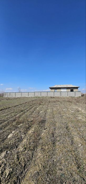 41 соток ер сотилади