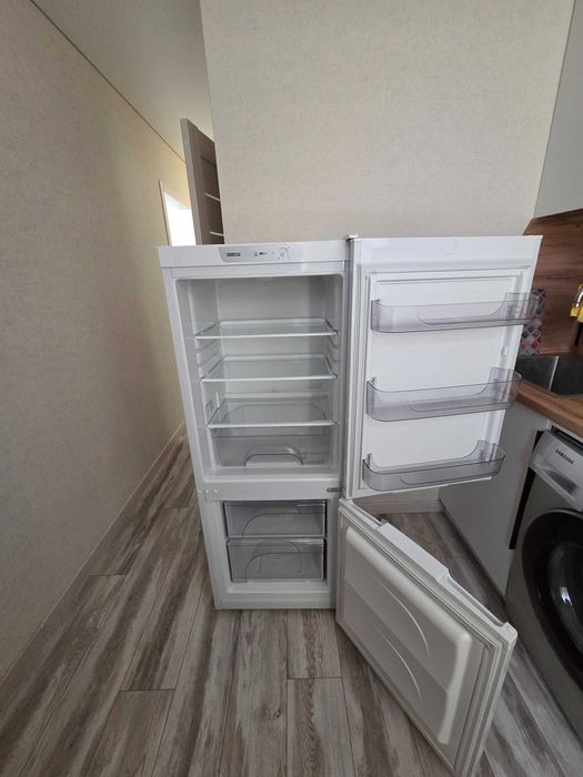 Продам холодильник ATLANT