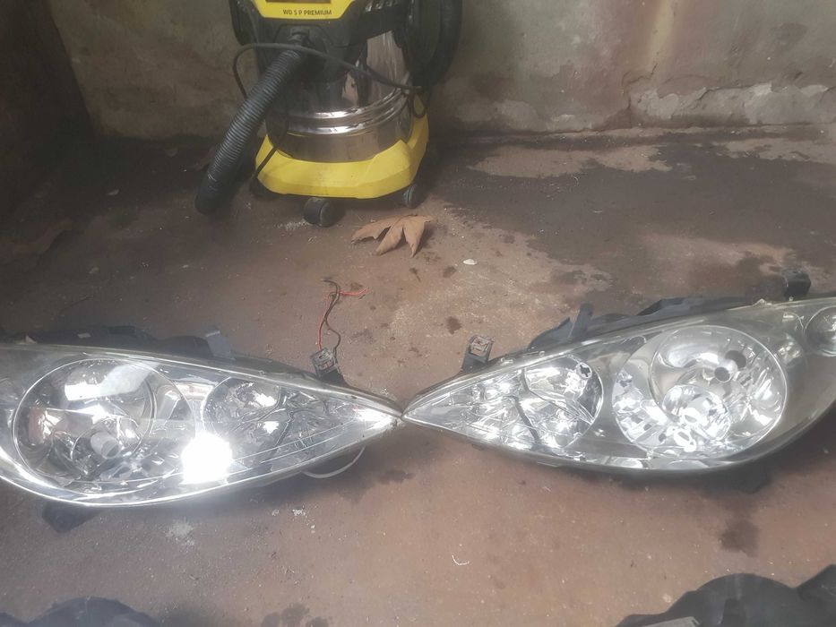 Фарове за пежо 307 Peugeot 307