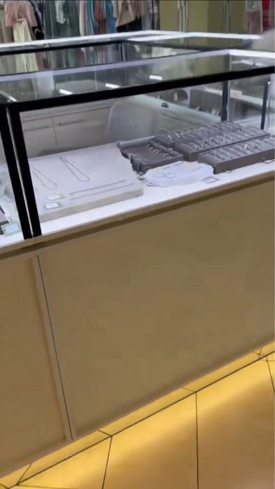 Торговое оборудование остров