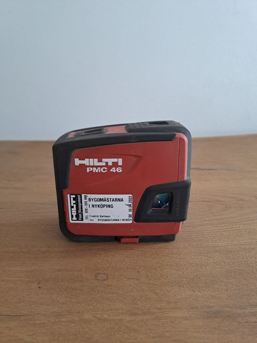 Vând nivela laser Hilti PMC 46