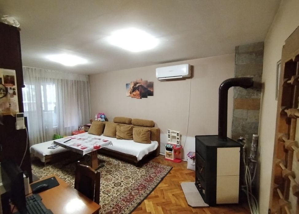 Продава се Двустаен апартамент в Тетевен - 68 кв.м за 428 €/кв.м - Снимка #2