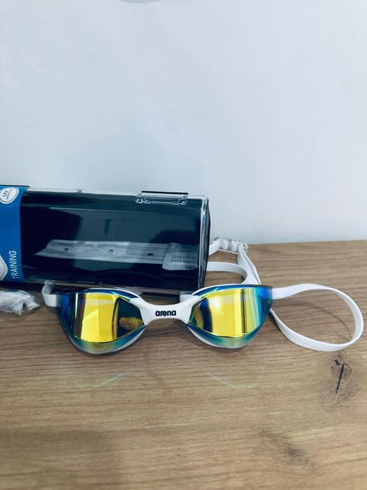 Очки для плавание