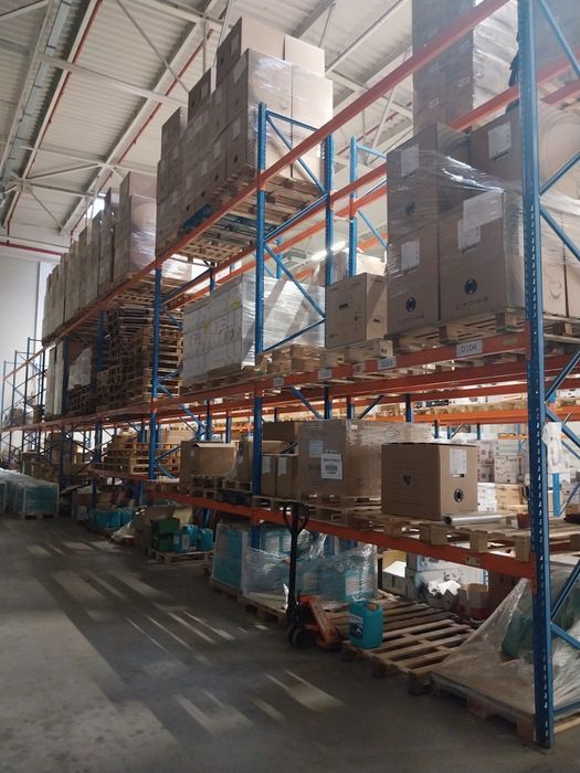 De vânzare rafturi metalice profesionale 85lei