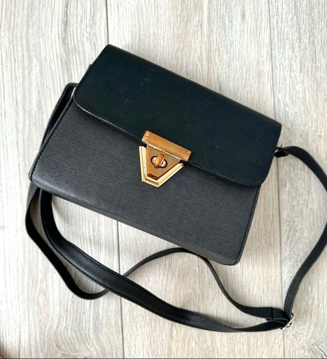 Продам женскую сумку