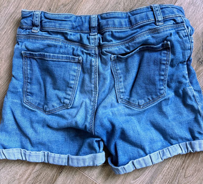 Пакет детски дрехи - дънки и блузи 152см