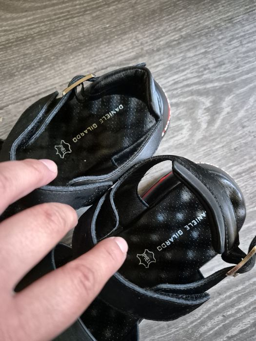 Обувки Guess,маратонки Пума,Сандали Пауло Ботичели