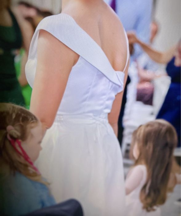 Rochita din tafta lejera si eleganta