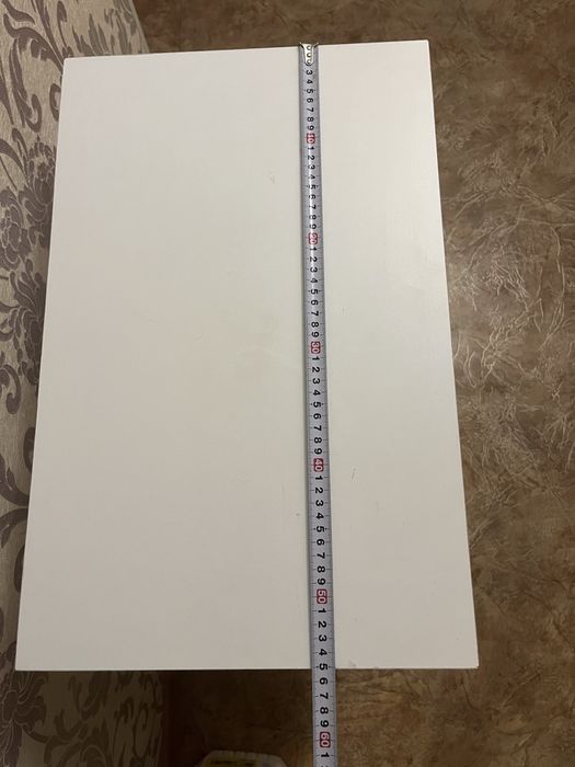 Продам тумбочку, этажерку