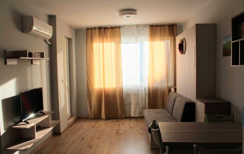 Дава се под наем Двустаен апартамент в Бургас, Меден рудник - зона В - 60 кв.м за 318.75 € - Снимка #2