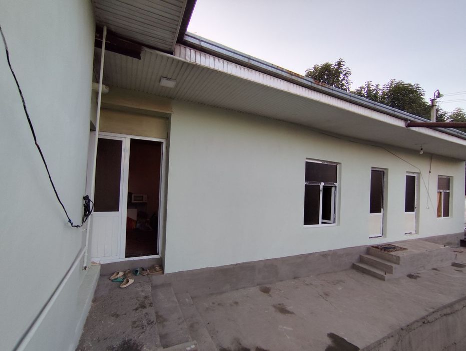 Arzon xovli uy sotiladi